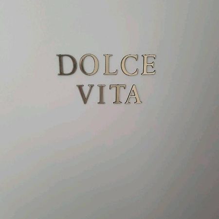Le Dolce Vita - Centre Historique, Proche Toutes Commodites, Stationnement Aise, Wifi-Netflix Νιόρ Εξωτερικό φωτογραφία