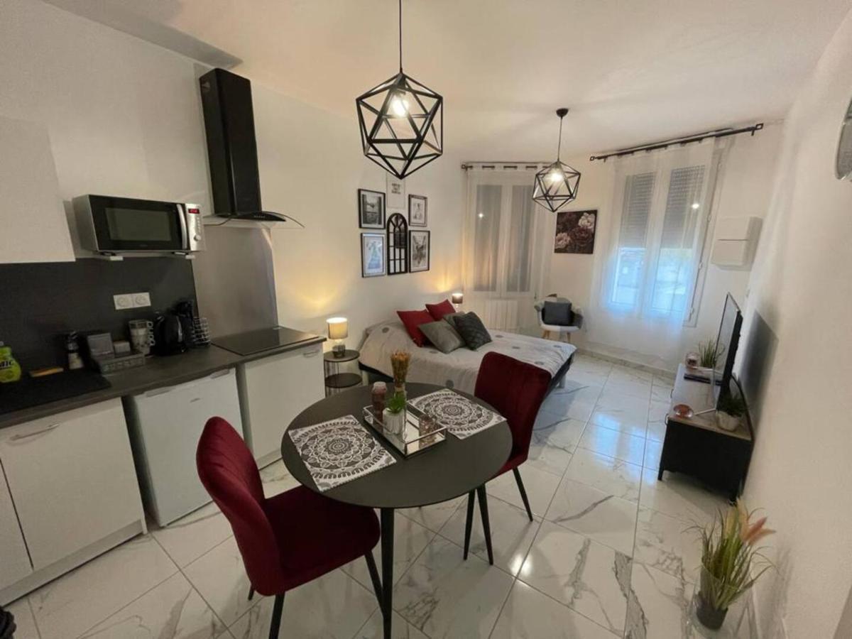 Le Dolce Vita - Centre Historique, Proche Toutes Commodites, Stationnement Aise, Wifi-Netflix Νιόρ Εξωτερικό φωτογραφία
